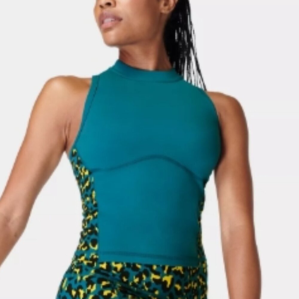Sweaty Betty Power Zip Back Workout Crop Tank – Blue Pixel Leopard Print, Size S